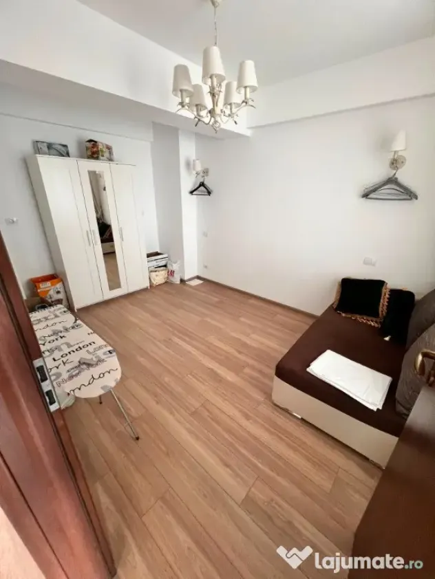 Apartament Lux, 3 Camere, Vitan – Priveliște Unică către Casa Poporulu