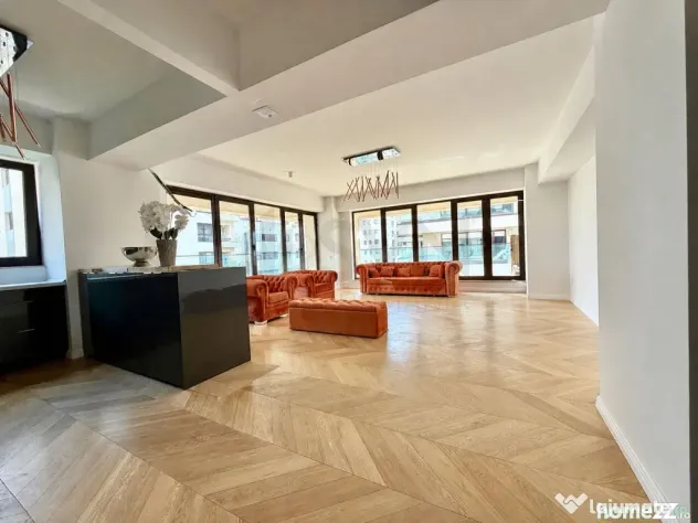 Apartament 3 camereI Parcare I Scoala Americana