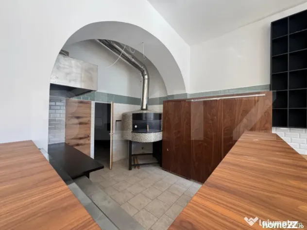 Spatiu comercial, 118 mp, zona 0 Reghin