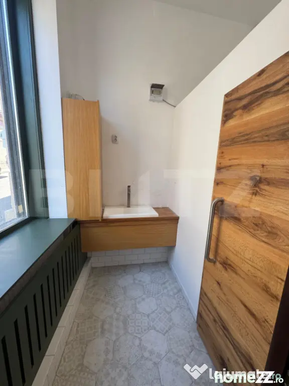 Spatiu comercial, 118 mp, zona 0 Reghin