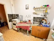 Apartament 3 camere, bloc de beton, Ploiesti, Parcul Aurora, 