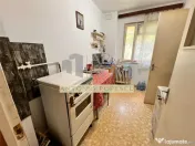 Apartament 3 camere, bloc de beton, Ploiesti, Parcul Aurora, 