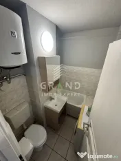 Garsonieră | Balcon închis | Etaj intermediar | Mărăști 