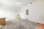 Spatiu de inchiriat la intrarea in Bragadiru 