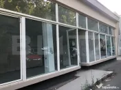 Inchiriere spatiu comercial cu vitrina stradală de 20ml 
