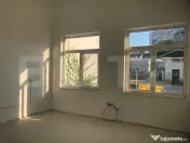 Inchiriere spatiu comercial cu vitrina stradală de 20ml 