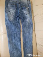 blugi 