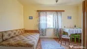 DE RENOVAT CASA INDIVIDUALA | 180 MP CURTE| PRIVELISTE