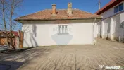 DE RENOVAT CASA INDIVIDUALA | 180 MP CURTE| PRIVELISTE 