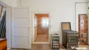 DE RENOVAT CASA INDIVIDUALA | 180 MP CURTE| PRIVELISTE 