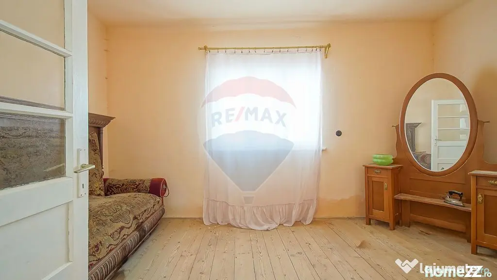 DE RENOVAT CASA INDIVIDUALA | 180 MP CURTE| PRIVELISTE