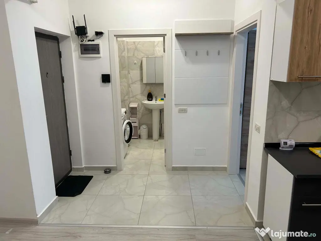 Inchiriez apartament studio 2 cam + loc parcare in Militari Residence