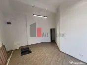 %0 Comision Spatiu comercial de inchiriat in zona Kogalni... 