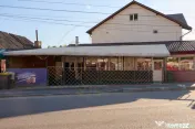Spațiu comercial de închiriat Valea Mare/Ștefănești - s 