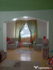 CASA COCHETA CU TEREN GENEROS - CATARGIU 