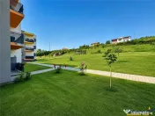 Apartament 3 camere, regim vila, ambient verde, parcare, Uni 