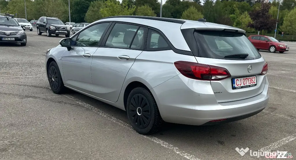 OPEL Astra 2020 — imagine 4