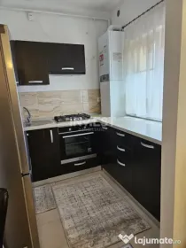 Apartament 2 camere + loc de parcare + boxa, zona Copou Bell