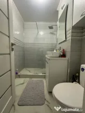 Apartament 2 camere, zona Buzaului. 