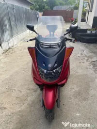 Yamaha majesty 250 