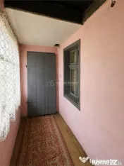 Casa de cu 2112 mp teren 