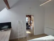 Apartament modern la curte 