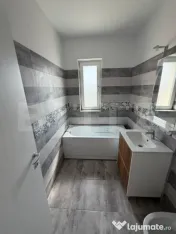 Apartament 3 camere, 69 mp, ansamblu rezidential, zona Corni 