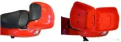 Scuter electric pentru copii Vespa culoare roșie.