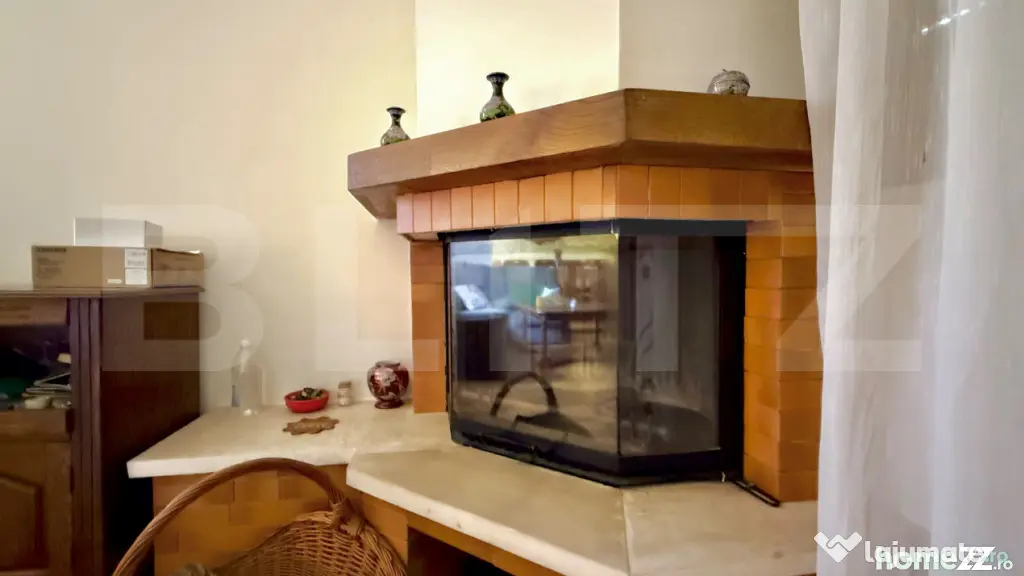 Casă cu 6 camere, 180 mp, zona Izvoarele