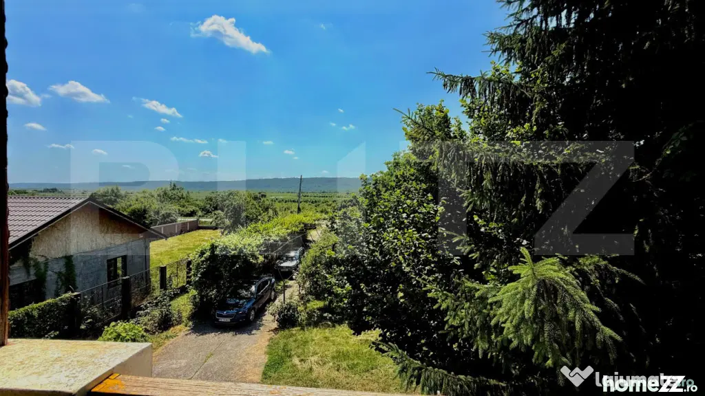 Casă cu 6 camere, 180 mp, zona Izvoarele