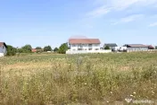 Teren 416mp in zona Bujac, front stradal 17 ml 