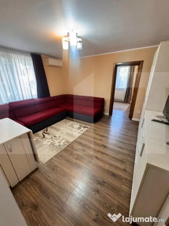 Apartament 2 camere - Ultracentral - Etaj 2/3 - Mobilat și