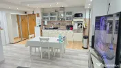 Inchiriez apartament 3 camere decomandat Deva, Nuferilor, parter inalt 