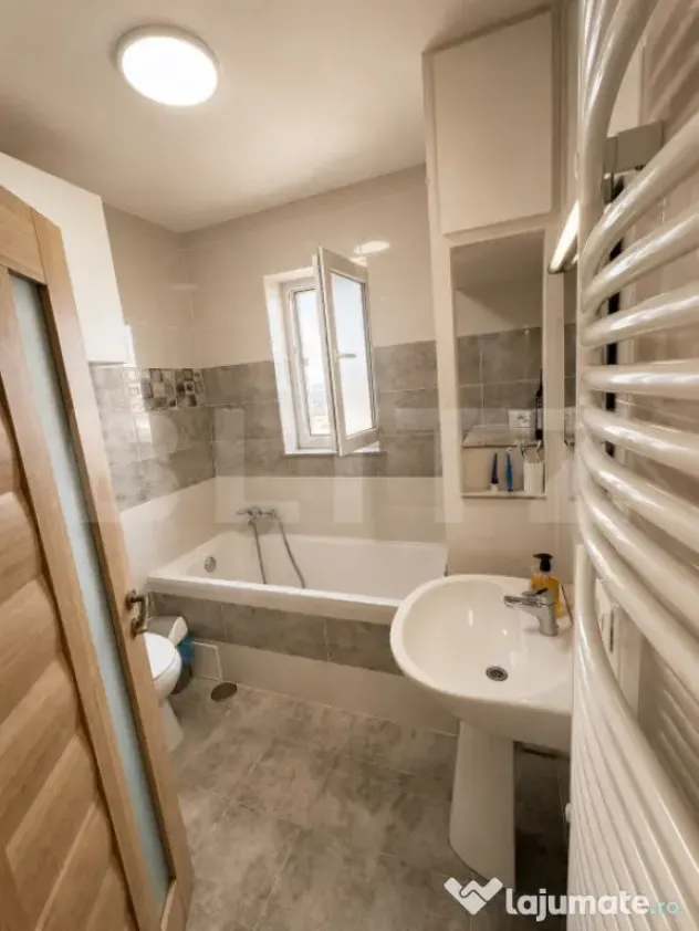 Apartament modern cu 2 camere, mobilat si utilat, zona Obcin