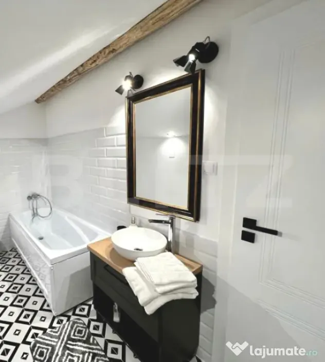 Apartament la Casă | Design Industrial | Zona Mărăști