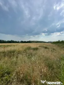 Teren investiție – 30 ari intravilan, front stradal 28 m,