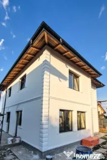 Casă individuală cu 5 camere Strada Soarelui-Iași! Placă