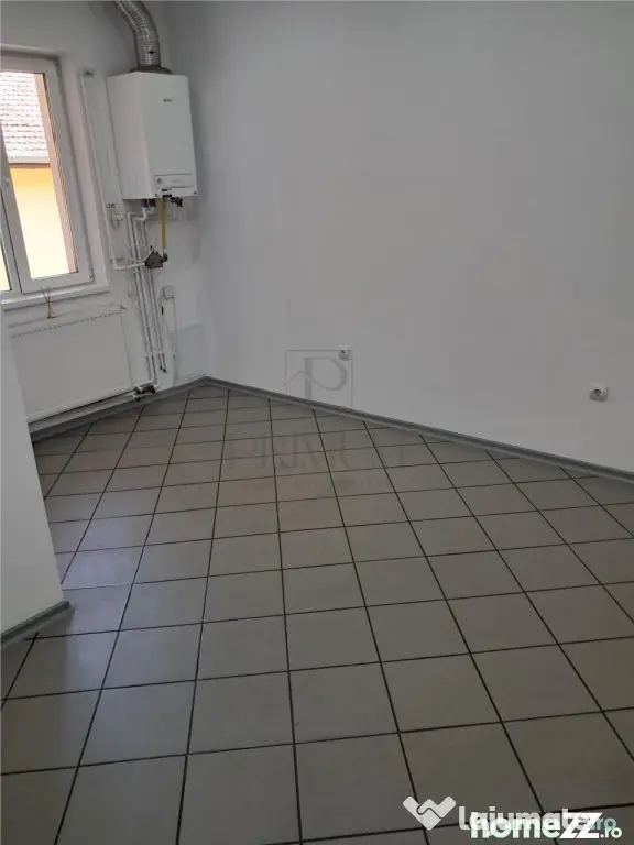 SAD - centrala proprie - aer conditionat - zona excelenta -