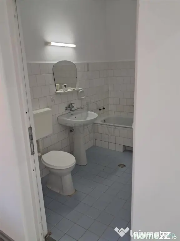 SAD - centrala proprie - aer conditionat - zona excelenta -