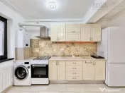 Apartament open space cu 2 camere si parcare in zona Coresi
