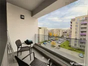 Apartament open space cu 2 camere si parcare in zona Coresi