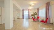 Vilă de inchiriat - Zona Blumana (pretabila diverse busi...