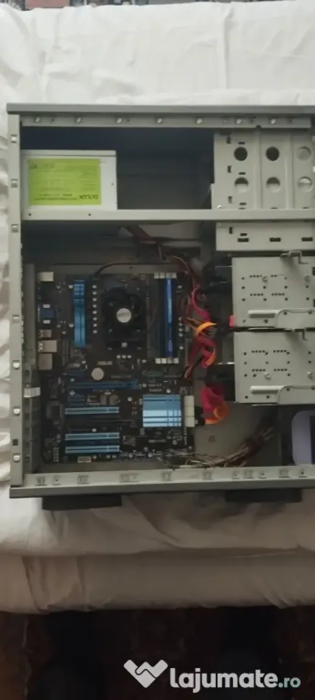 PC desktop 2 buc