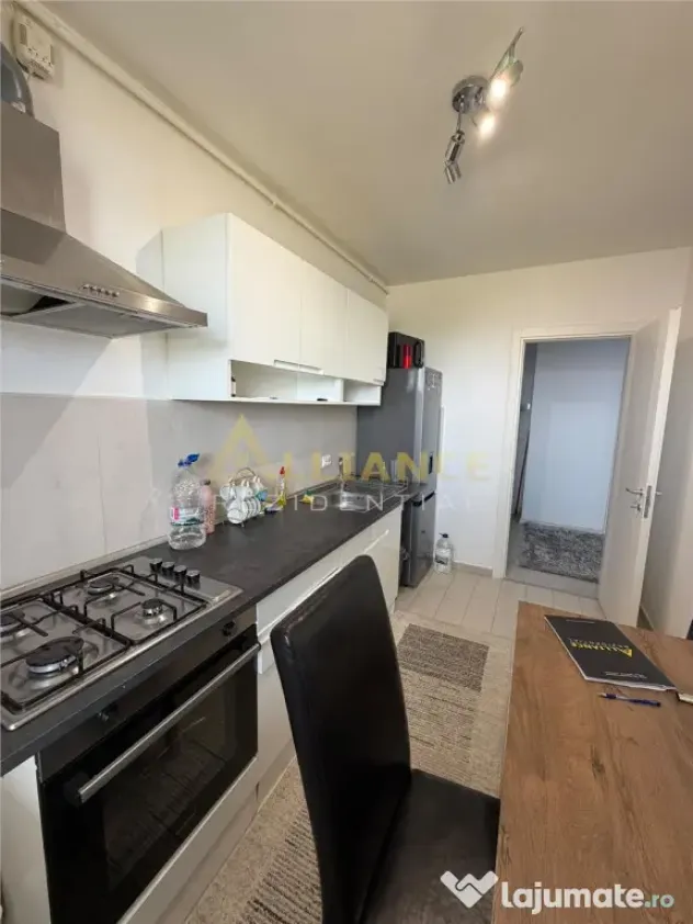 Apartament 2 camere decomandat
