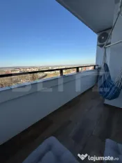 Apartament cu 3 camere, open space, 65 mp, balcon, zona MOL 