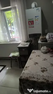 Apartament La Cheie cu 2 camere, zona Garii, parter cu balco 