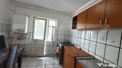 Apartament decomandat cu 2 camere, zona Tolstoi - Alba Iulia 