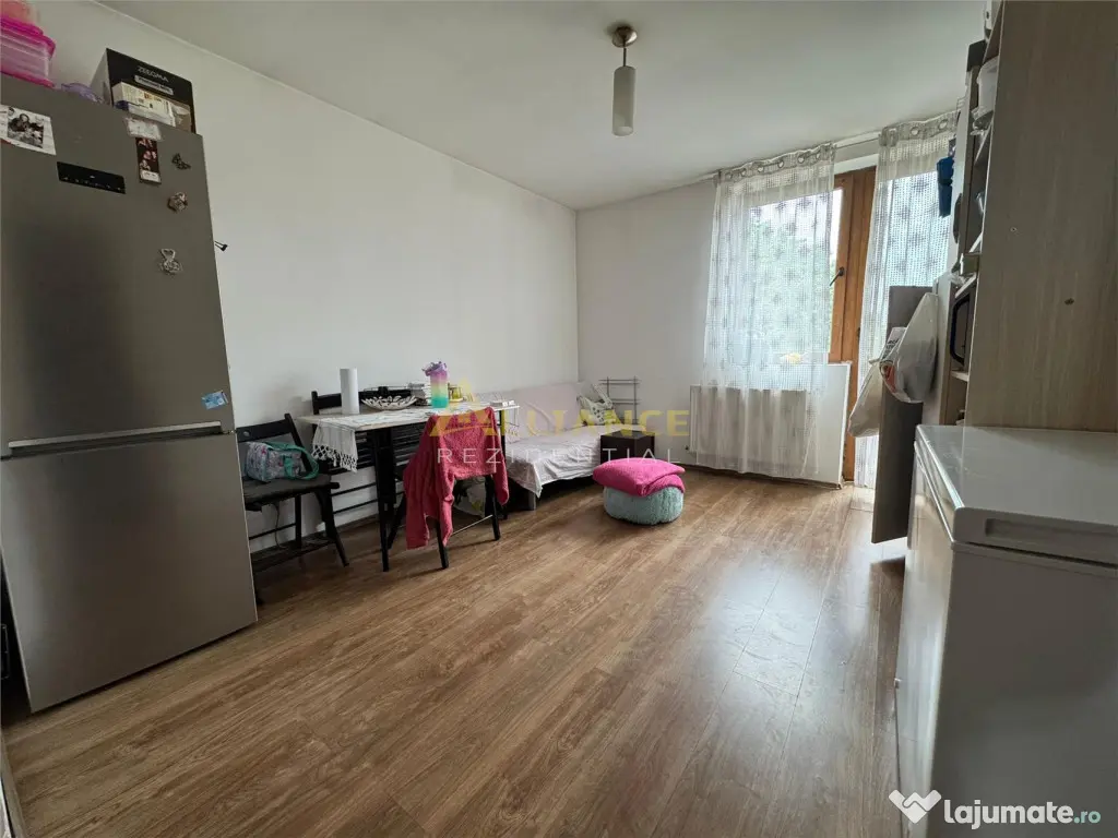 METROU DIMITRIE LEONIDA - APARTAMENT 3 CAMERE - 115000 EURO
