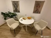 Vila, 5 camere, la 5 min.M. Eroii Revolutiei pentru locuit/ birouri. 
