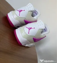 Jordan 4 Hyper Violet 